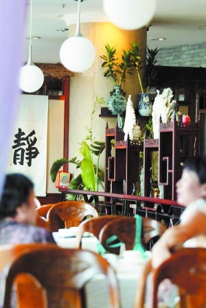 点击图片进入第一页